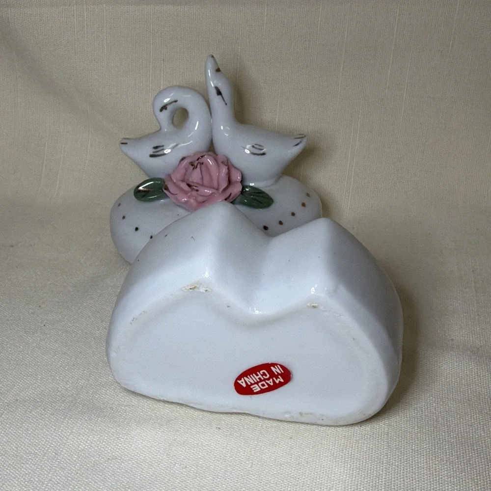 Vintage Trinket Box White Swan Couple Gold Trim Pink Rose Heart Shaped Base
